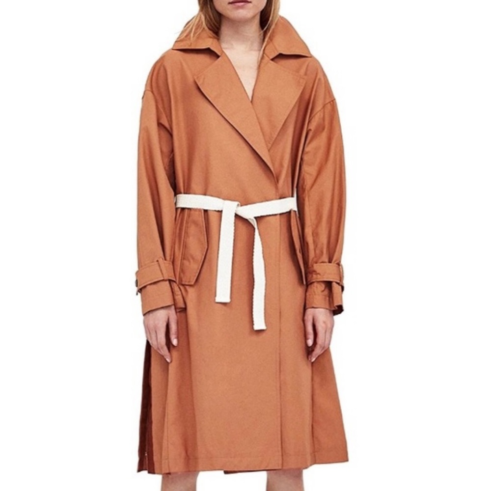 Zara Belted TrenchCoat size small EUC
